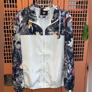Qing Yuan Shui white/floral hooded windbreaker. New without tags.